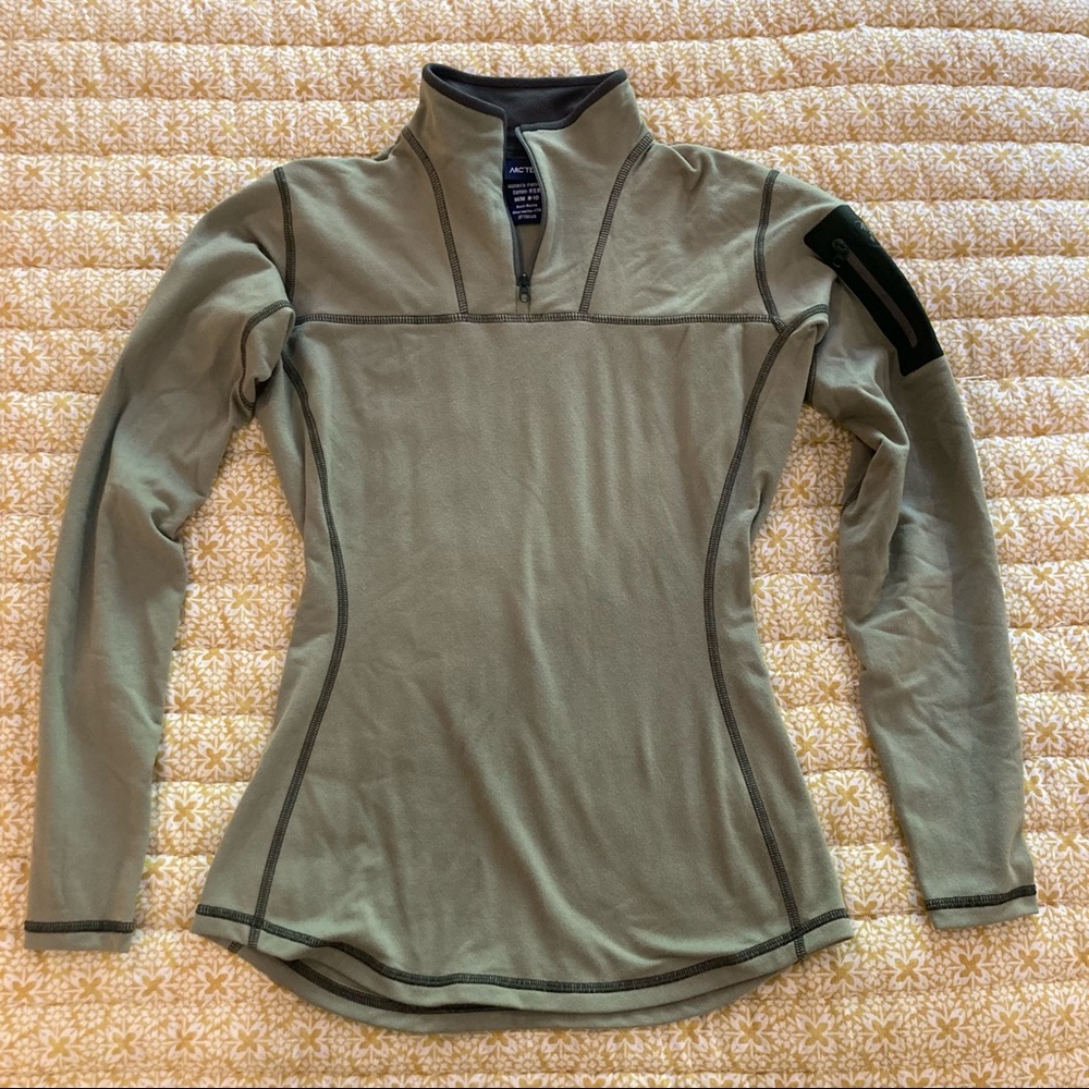 Arcteryx Long Sleeve Quarter Zip Top